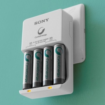 Chargeur de piles Sony Ni-MH AA/AAA 2500 mA